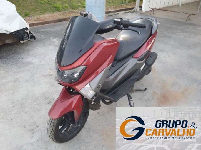 YAMAHA NMAX 19/19