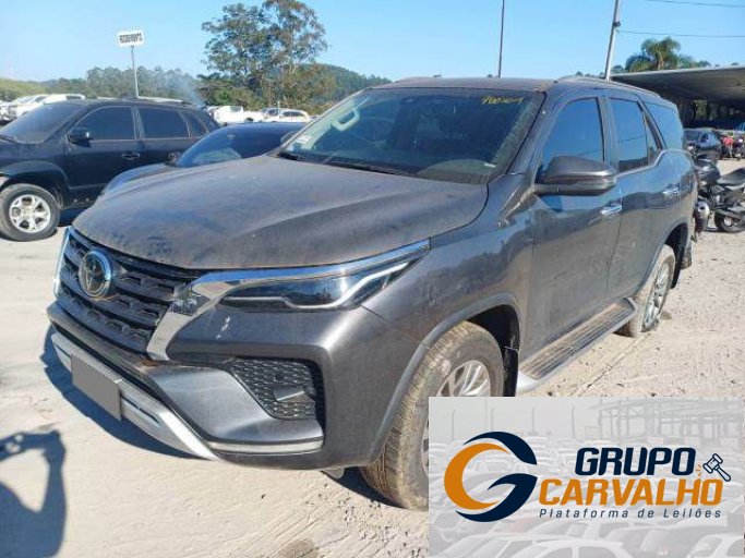 TOYOTA HILUX SW4 21/21