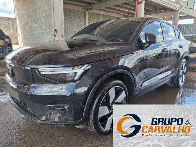 VOLVO C40 23/24
