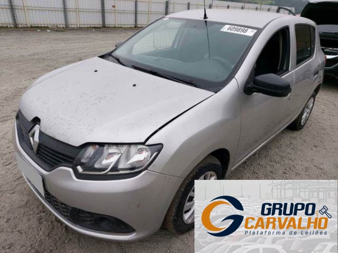 RENAULT SANDERO 18/18