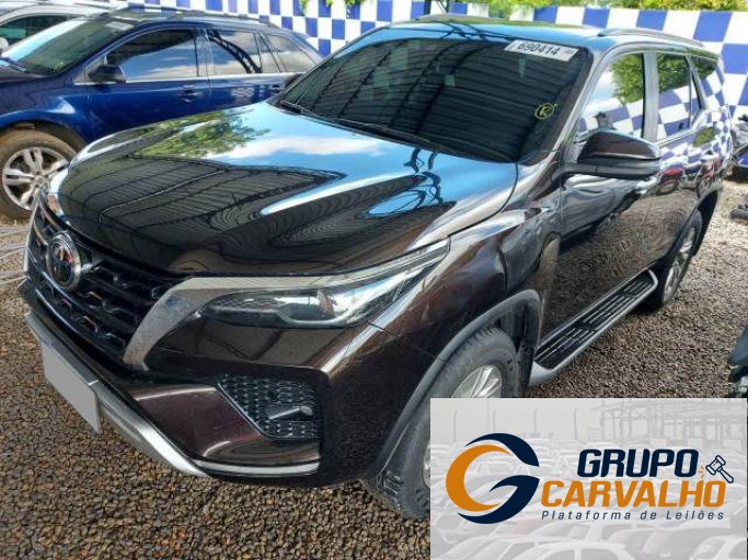 TOYOTA HILUX SW4 21/21