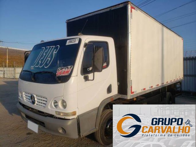 MERCEDES BENZ ACCELO 915 10/10